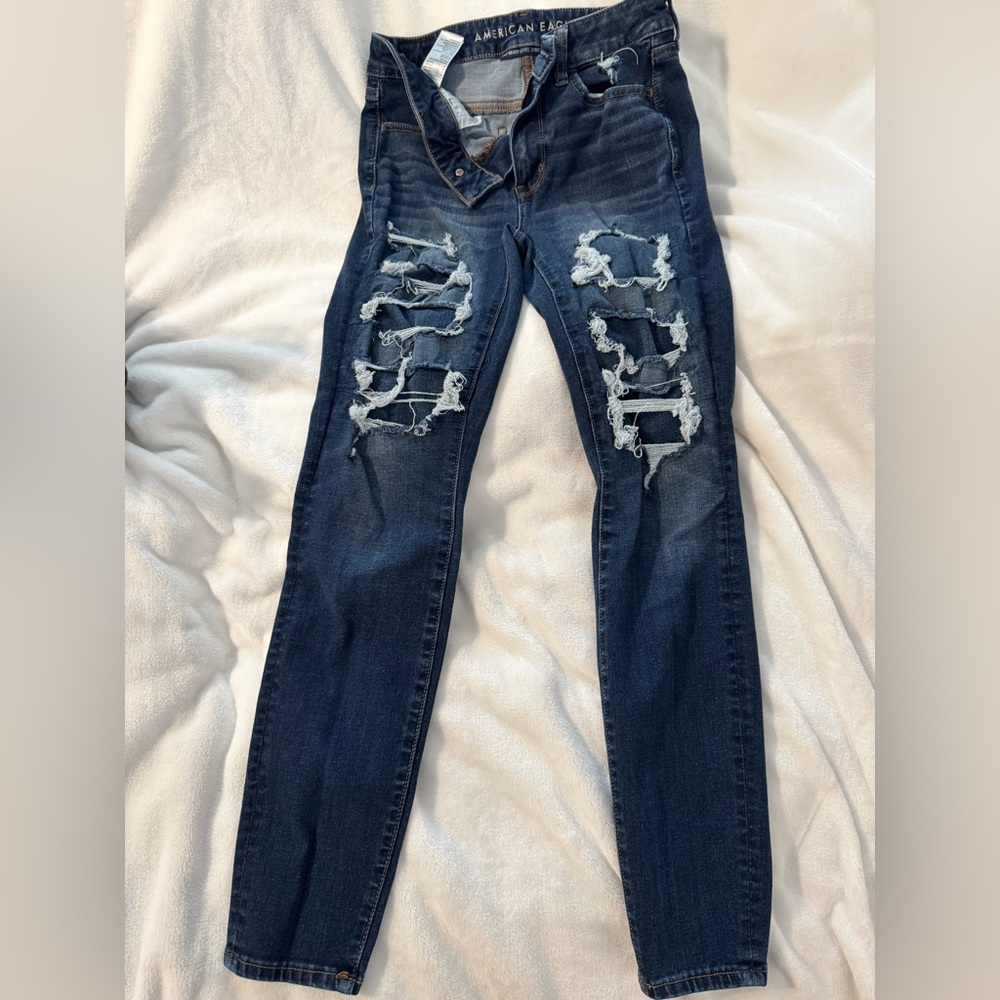 American Eagle distressed jeans